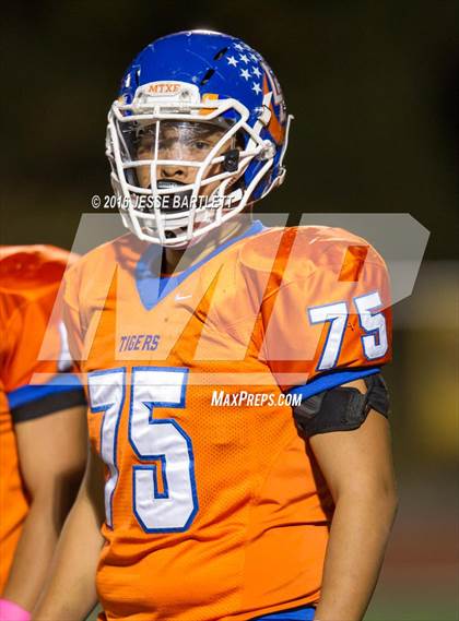 Thumbnail 1 in St. Pius X @ Los Lunas photogallery.