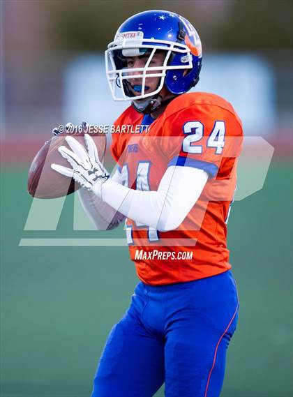 Thumbnail 1 in St. Pius X @ Los Lunas photogallery.
