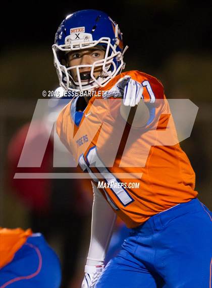 Thumbnail 1 in St. Pius X @ Los Lunas photogallery.