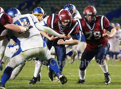 Thumbnail 3 in Hamilton vs. St. Margaret's (CIF State Small Schools Final) photogallery.