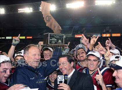 Thumbnail 2 in Hamilton vs. St. Margaret's (CIF State Small Schools Final) photogallery.