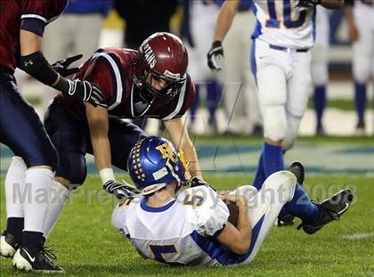 Thumbnail 2 in Hamilton vs. St. Margaret's (CIF State Small Schools Final) photogallery.