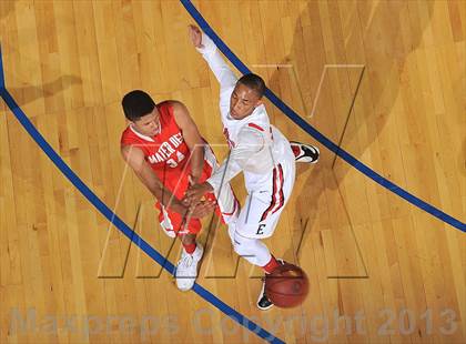 Thumbnail 3 in Etiwanda vs. Mater Dei (CIF SoCal Regional Open Division Final) photogallery.