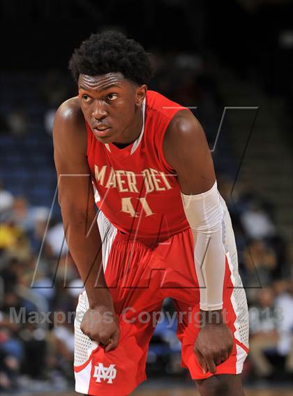 Thumbnail 2 in Etiwanda vs. Mater Dei (CIF SoCal Regional Open Division Final) photogallery.