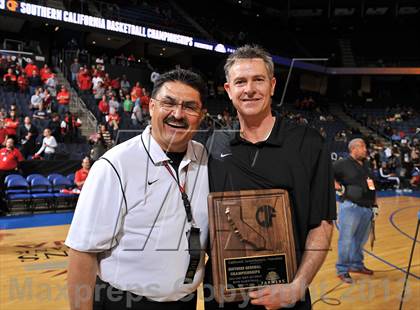 Thumbnail 3 in Etiwanda vs. Mater Dei (CIF SoCal Regional Open Division Final) photogallery.