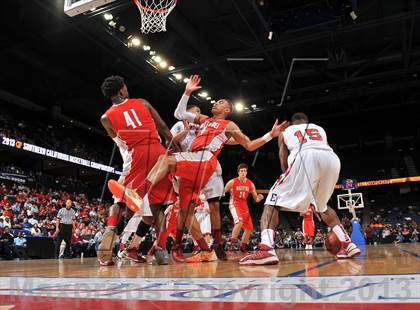 Thumbnail 2 in Etiwanda vs. Mater Dei (CIF SoCal Regional Open Division Final) photogallery.