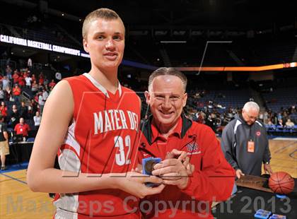 Thumbnail 3 in Etiwanda vs. Mater Dei (CIF SoCal Regional Open Division Final) photogallery.