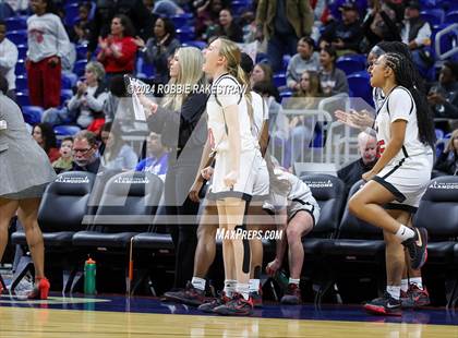 Thumbnail 2 in Liberty vs. Randle (UIL 5A Basketball Semifinal) photogallery.
