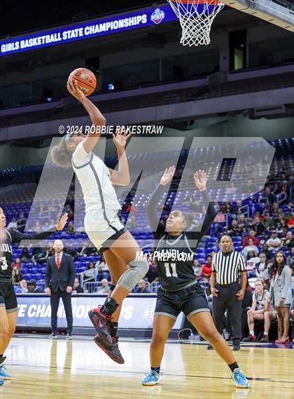 Thumbnail 1 in Liberty vs. Randle (UIL 5A Basketball Semifinal) photogallery.