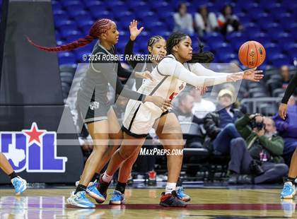 Thumbnail 1 in Liberty vs. Randle (UIL 5A Basketball Semifinal) photogallery.