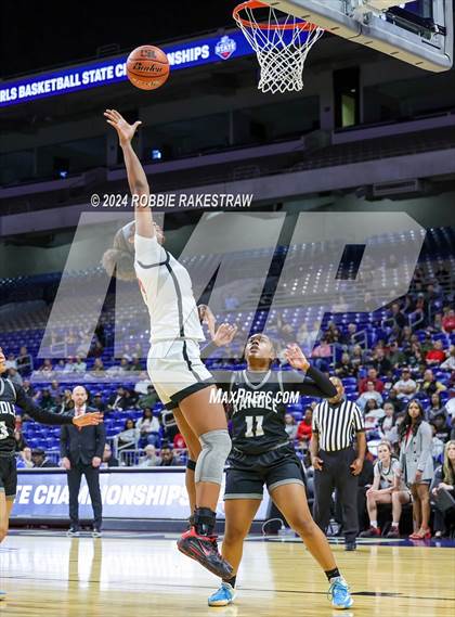 Thumbnail 2 in Liberty vs. Randle (UIL 5A Basketball Semifinal) photogallery.