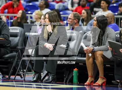 Thumbnail 1 in Liberty vs. Randle (UIL 5A Basketball Semifinal) photogallery.