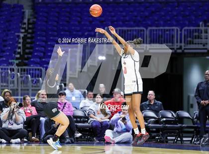 Thumbnail 2 in Liberty vs. Randle (UIL 5A Basketball Semifinal) photogallery.