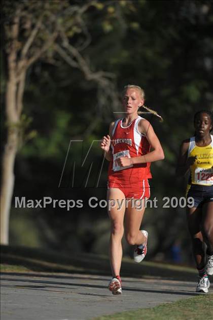 Thumbnail 1 in Moore League Finals photogallery.
