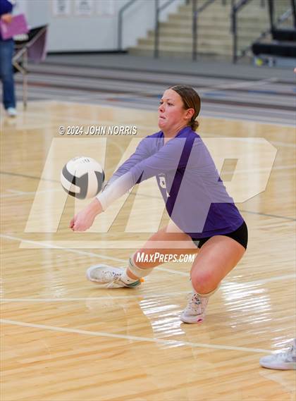 Thumbnail 3 in Fort Wayne Bishop Dwenger @ Leo (Warsaw Invite) photogallery.