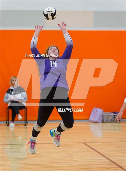 Thumbnail 1 in Fort Wayne Bishop Dwenger @ Leo (Warsaw Invite) photogallery.