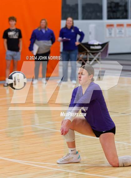 Thumbnail 2 in Fort Wayne Bishop Dwenger @ Leo (Warsaw Invite) photogallery.