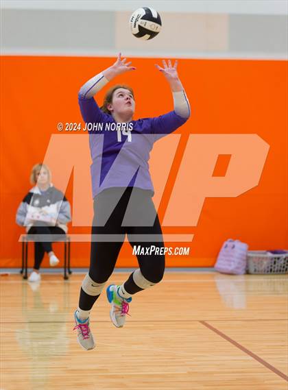 Thumbnail 1 in Fort Wayne Bishop Dwenger @ Leo (Warsaw Invite) photogallery.