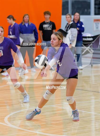 Thumbnail 3 in Fort Wayne Bishop Dwenger @ Leo (Warsaw Invite) photogallery.
