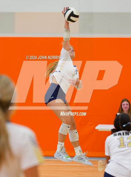 Thumbnail 1 in Fort Wayne Bishop Dwenger @ Leo (Warsaw Invite) photogallery.