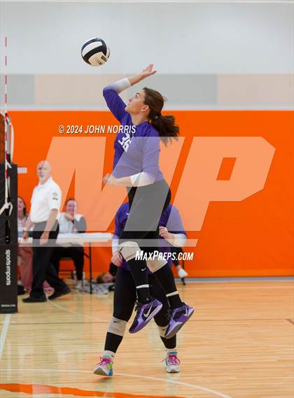 Thumbnail 3 in Fort Wayne Bishop Dwenger @ Leo (Warsaw Invite) photogallery.
