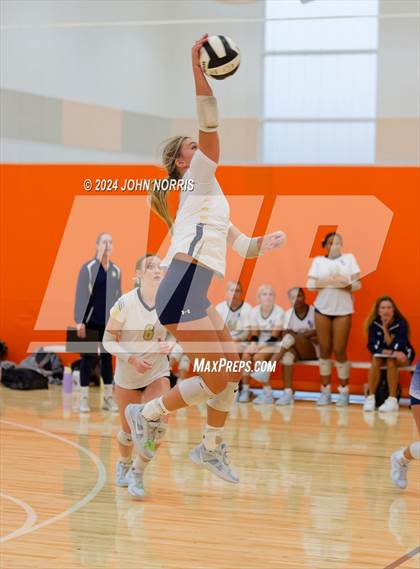 Thumbnail 3 in Fort Wayne Bishop Dwenger @ Leo (Warsaw Invite) photogallery.