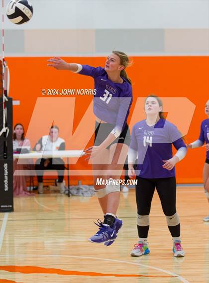 Thumbnail 2 in Fort Wayne Bishop Dwenger @ Leo (Warsaw Invite) photogallery.