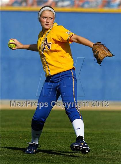Thumbnail 2 in Charter Oak vs. Bishop Amat photogallery.
