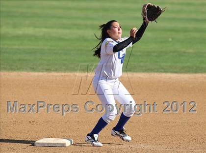 Thumbnail 2 in Charter Oak vs. Bishop Amat photogallery.