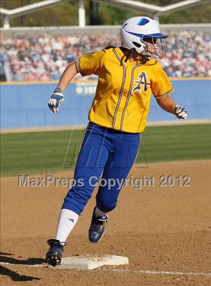 Thumbnail 3 in Charter Oak vs. Bishop Amat photogallery.