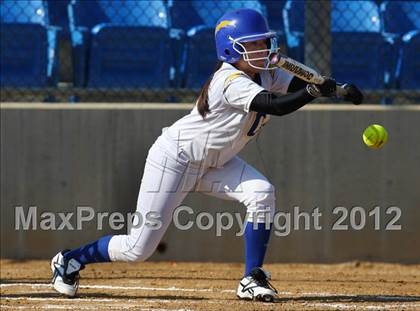 Thumbnail 2 in Charter Oak vs. Bishop Amat photogallery.