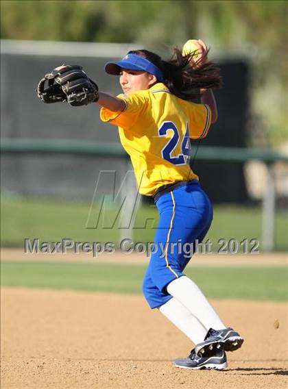 Thumbnail 3 in Charter Oak vs. Bishop Amat photogallery.