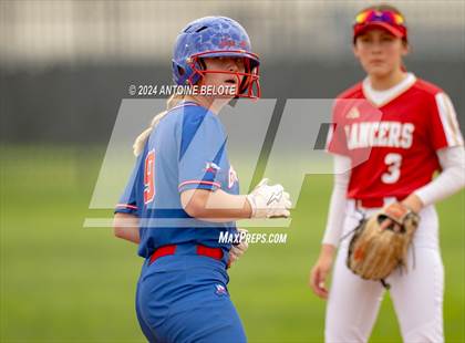 Thumbnail 3 in Los Alamitos vs. Orange Lutheran photogallery.