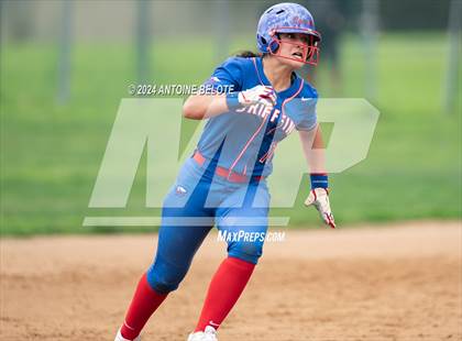 Thumbnail 1 in Los Alamitos vs. Orange Lutheran photogallery.