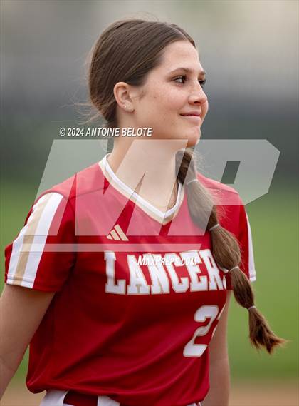 Thumbnail 3 in Los Alamitos vs. Orange Lutheran photogallery.