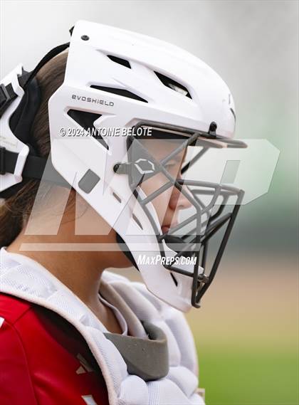Thumbnail 1 in Los Alamitos vs. Orange Lutheran photogallery.
