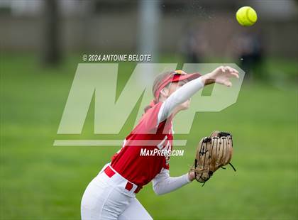 Thumbnail 1 in Los Alamitos vs. Orange Lutheran photogallery.