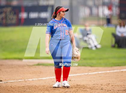 Thumbnail 1 in Los Alamitos vs. Orange Lutheran photogallery.