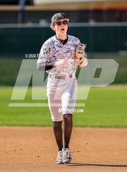 Thumbnail 3 in El Dorado @ El Modena photogallery.