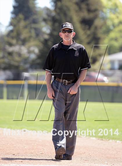 Thumbnail 1 in San Lorenzo @ Petaluma photogallery.