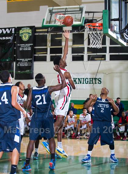 Thumbnail 3 in Lawndale vs Encinal (National Prep Classic) photogallery.