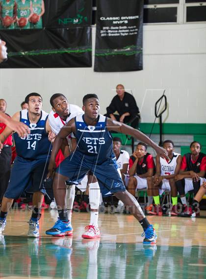 Thumbnail 2 in Lawndale vs Encinal (National Prep Classic) photogallery.