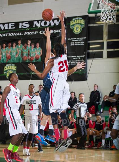 Thumbnail 1 in Lawndale vs Encinal (National Prep Classic) photogallery.