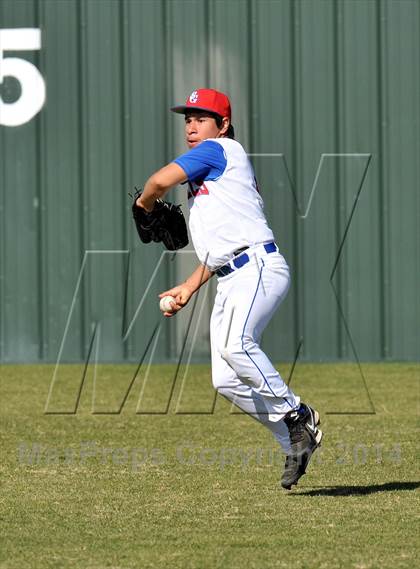 Thumbnail 3 in South Garland vs. Rice Consolidated (Sunnyvale Invitational) photogallery.