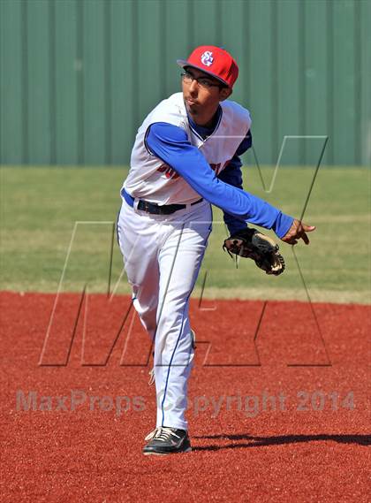 Thumbnail 2 in South Garland vs. Rice Consolidated (Sunnyvale Invitational) photogallery.