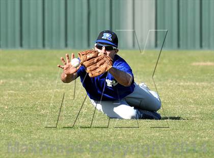 Thumbnail 1 in South Garland vs. Rice Consolidated (Sunnyvale Invitational) photogallery.