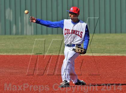 Thumbnail 3 in South Garland vs. Rice Consolidated (Sunnyvale Invitational) photogallery.
