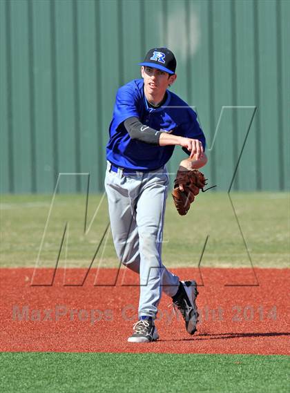 Thumbnail 2 in South Garland vs. Rice Consolidated (Sunnyvale Invitational) photogallery.