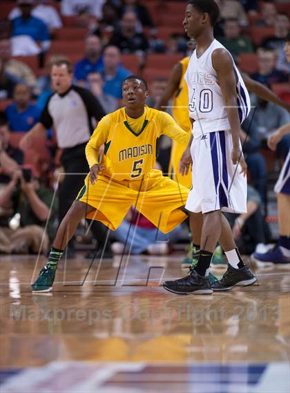 Thumbnail 3 in Wylie vs. Madison (UIL 3A Semifinal) photogallery.
