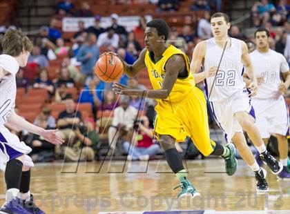 Thumbnail 3 in Wylie vs. Madison (UIL 3A Semifinal) photogallery.